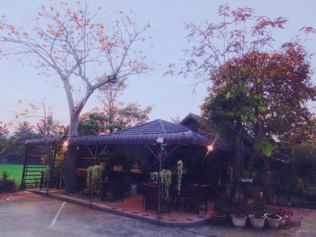 Indie House @ Maerim Chiang Mai Buitenkant foto