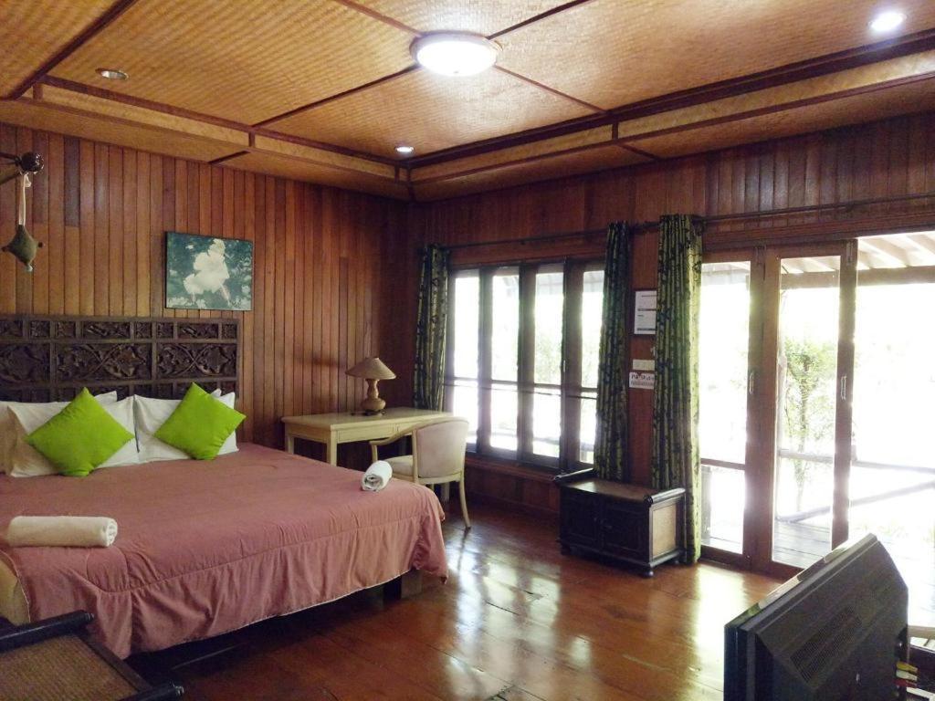 Indie House @ Maerim Chiang Mai Buitenkant foto