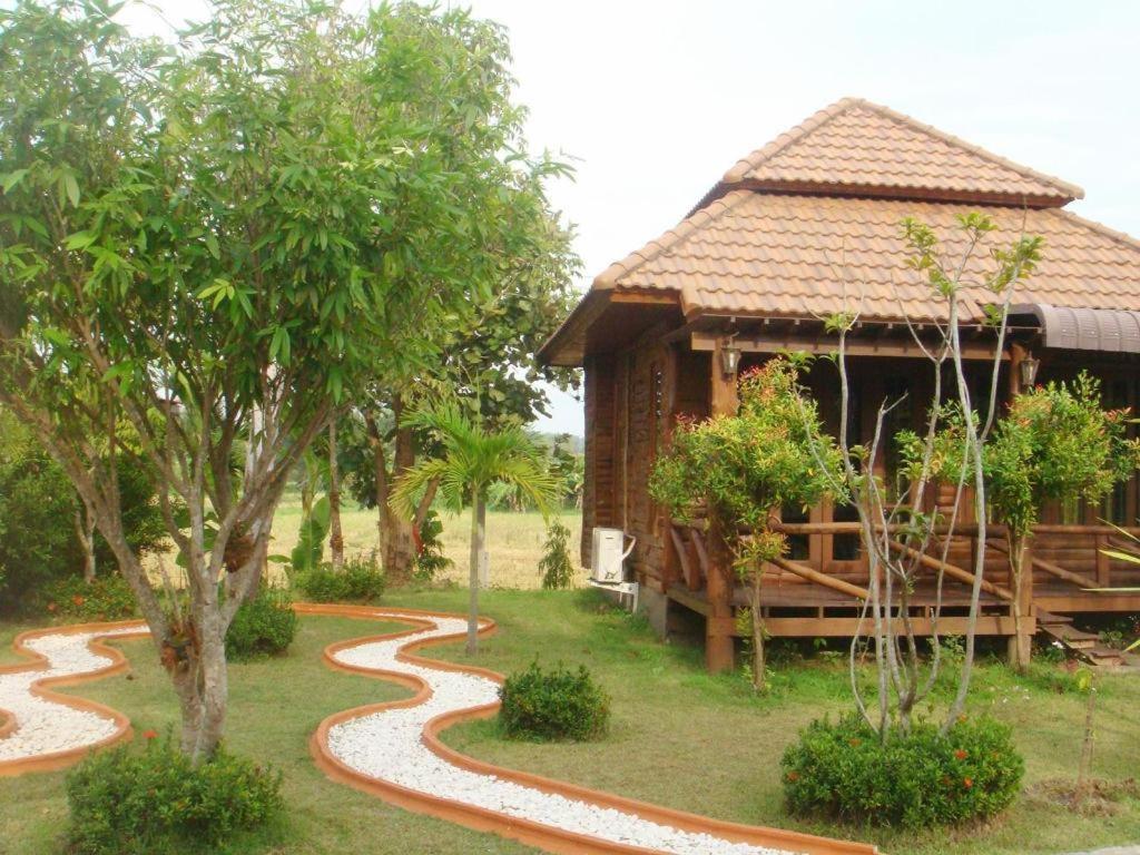 Indie House @ Maerim Chiang Mai Buitenkant foto